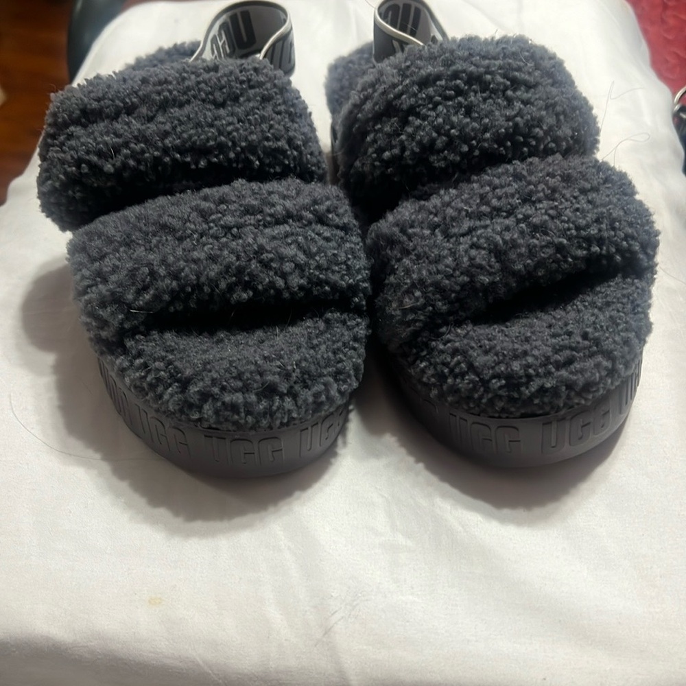 UGG Kids Charcoal Fluffy Slippers